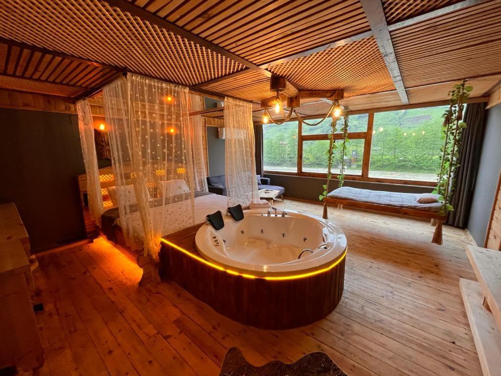 Wooden Palace V.I.P Suit Rize Extérieur photo